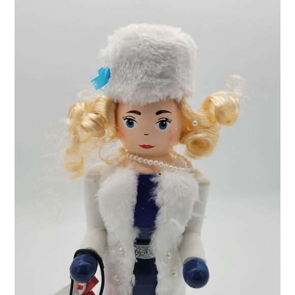 Marshalls Nutcracker Shopping Girl Christmas Figurine with Dog Sydney 2024 - Picture 5 of 16